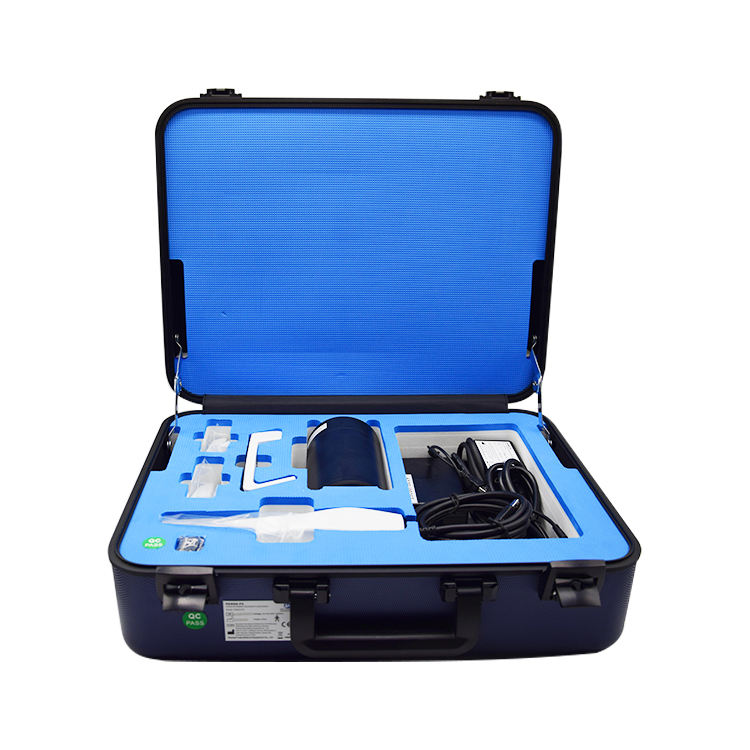 Intraoral scanner